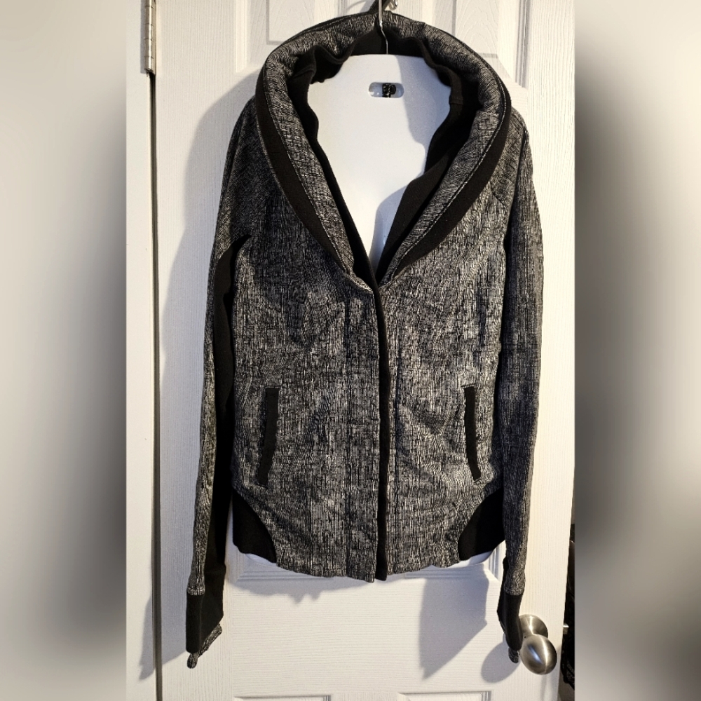 Lululemon To Class Button Up Women's Gray Jacket